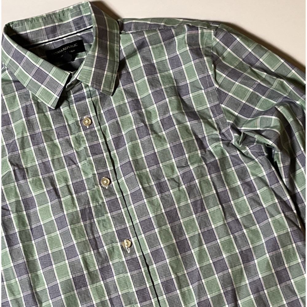 Banana Republic Non-Iron Tailored Slim Shirt Size M Blue & Green Plaid Button Up